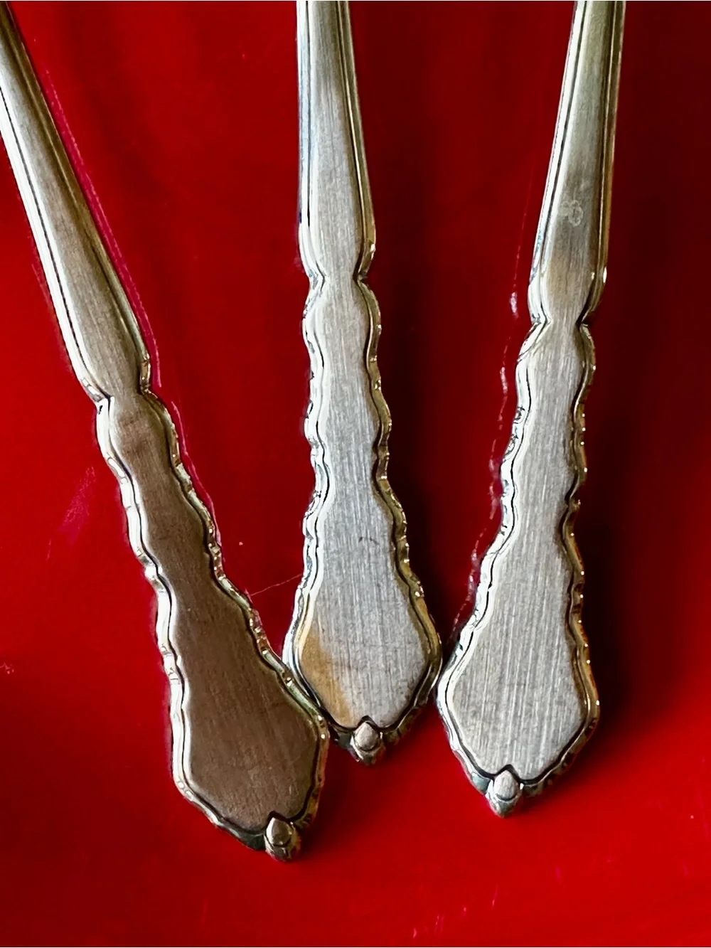 Oneida Satinique Discontinued 3 Ice Tea Spoons Preowned